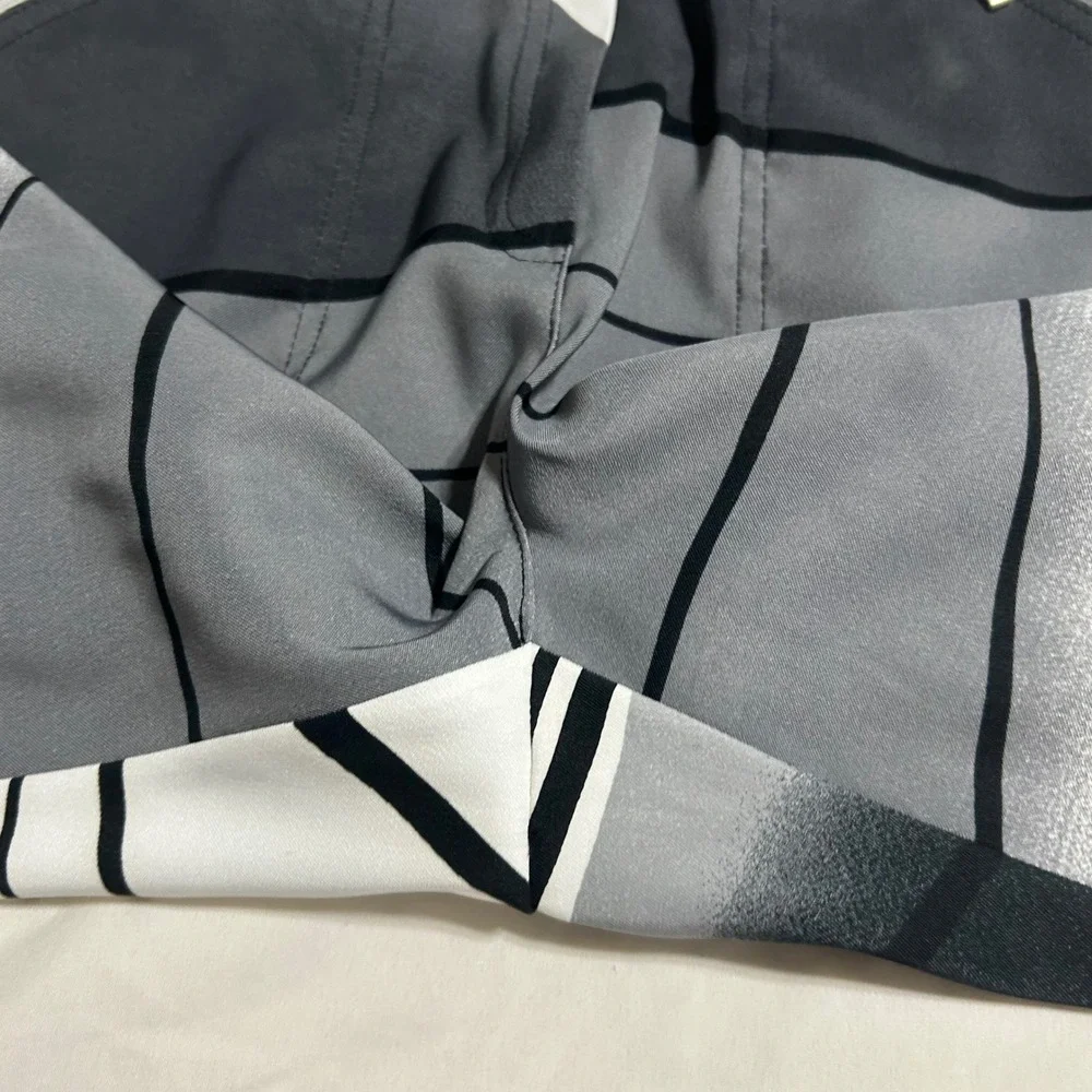 Jamie Sadock Womens Gray Abstract Geometric Golf Shorts Size 14 Black White - Picture 5 of 12